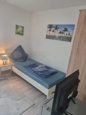 Ein Bett oder Betten in einem Zimmer der Unterkunft Monteurwohnung in Marl - Kamp 13 - 2OGL