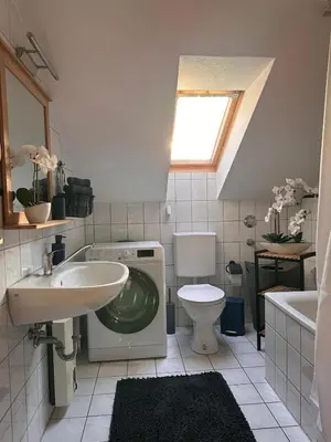 Ein Badezimmer in der Unterkunft Dachnest mit Charme