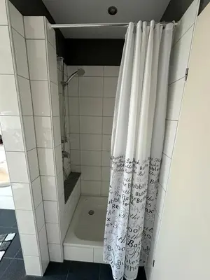 Ein Badezimmer in der Unterkunft Oase für Reisende & Geschäftsleute