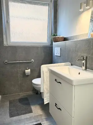 Ein Badezimmer in der Unterkunft Stilvoll - Designwohnung nahe Westfield Centro