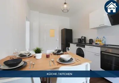 Küche/Küchenzeile in der Unterkunft RtR Gelsenkirchen - Bis 10 Personen - Einzelzimmer - Voll ausgestattet - Garten - SMART TV - WIFI