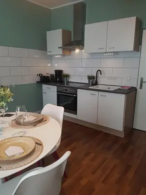Küche/Küchenzeile in der Unterkunft Einführungspreis Gemütliche Auszeit - Designwohnung - 4 Sterne Hotelboxspringbetten - Küche - Familie - Erdgeschoss
