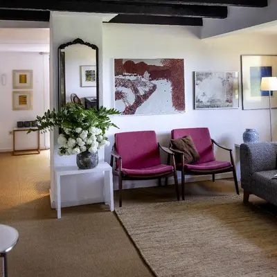 Ein Sitzbereich in der Unterkunft Wohnung im Grünen cottage33