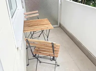 Ein Balkon oder eine Terrasse in der Unterkunft L21-Apartment Dortmund, 2 Zimmer, 4 Betten, Standardisierte Ausstattung, ideal für Reisende, Pendler, Familien