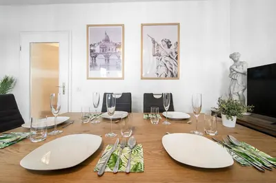 TV/Unterhaltungsangebot in der Unterkunft Design-Wohnung I Balkon I sehr zentral I Küche