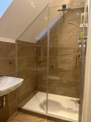 Ein Badezimmer in der Unterkunft Gemütliche Ferienwohnung mit eigenem Eingang am Speldorfer Wald