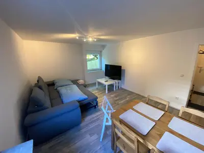 Ein Sitzbereich in der Unterkunft Work and Sleep Dortmund 5 bis 6 Pers Voll ausgestattet und frisch renoviert D5