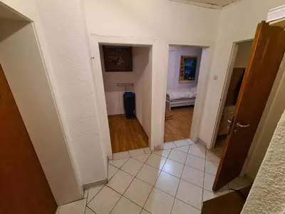 Grundriss der Unterkunft ein Platz im Etagenbett im Durchgang in Schalke Nähe Arena