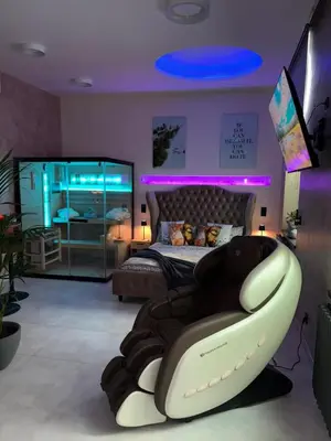 Ein Sitzbereich in der Unterkunft Aura Apartment und Spa Herne