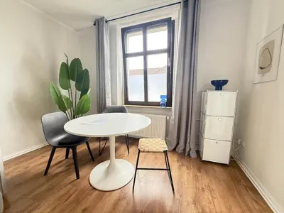 Grundriss der Unterkunft Altbautraum nah DDorf Köln 2 Zimmer 3 Gäste NEU