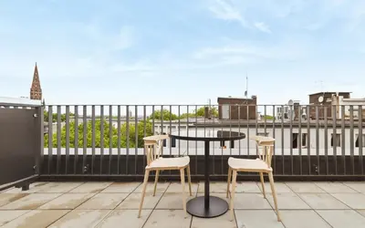 Ein Balkon oder eine Terrasse in der Unterkunft Limehome Bochum Kortumstr