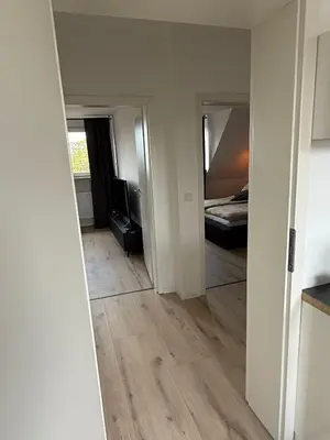 Grundriss der Unterkunft Modernes Apartment Mülheim - freie Parkplätze, Smart-TV, WLAN, Nähe Messe Essen & Düsseldorf