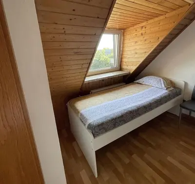 Ein Bett oder Betten in einem Zimmer der Unterkunft Fully equipped Apartment with Balcony in Duisburg