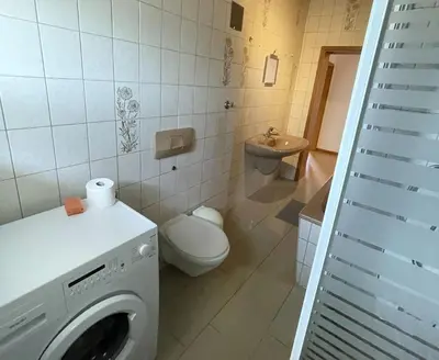 Ein Badezimmer in der Unterkunft Fully equipped Apartment with Balcony in Duisburg