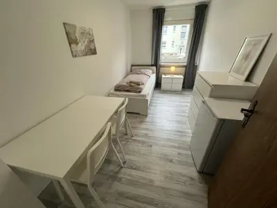 Grundriss der Unterkunft Work and Sleep Hagen 6 Pers Komfortwohnung für Gruppen H6