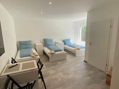 Ein Sitzbereich in der Unterkunft Work and Sleep Hagen 3 Pers Renoviert Ruhig und modern Monteurwohnung H3