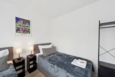 Ein Bett oder Betten in einem Zimmer der Unterkunft Schönes City Apartment Wuppertal