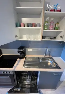 Küche/Küchenzeile in der Unterkunft BEGE APARTMENTS WorkVibe Stay