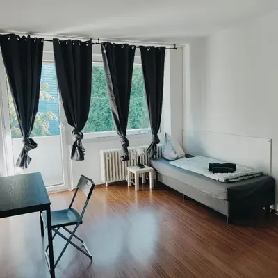 Ein Bett oder Betten in einem Zimmer der Unterkunft Monteurwohnung Ferienwohnung Duisburg Grenze Düsseldorf