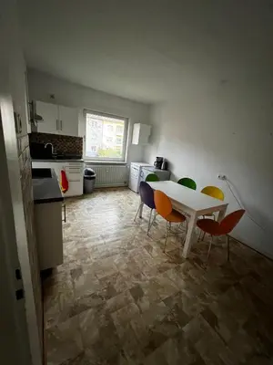 Küche/Küchenzeile in der Unterkunft Work & Sleep Apartment - Duisburg, Am Gottesacker