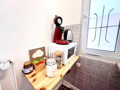 Küche/Küchenzeile in der Unterkunft Zentrales Apartment mit Küche und Wlan, Nähe Essen Messe und Hbf
