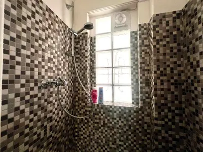 Ein Badezimmer in der Unterkunft Zentrales Apartment mit Küche und Wlan, Nähe Essen Messe und Hbf