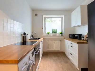 Küche/Küchenzeile in der Unterkunft 3 BR Nice Apartment Gelsenkirchen