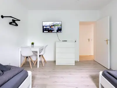 TV/Unterhaltungsangebot in der Unterkunft 3 BR Nice Apartment Gelsenkirchen