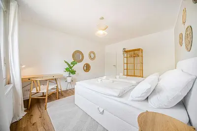 Ein Bett oder Betten in einem Zimmer der Unterkunft Gemütlich l Zentral l Parken l Universität l Balkon I Für 6