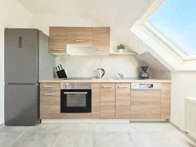 Küche/Küchenzeile in der Unterkunft Tolstov Apartments - 3 Room Attic Apartment - Kitchen - 5 min to Messe DUS