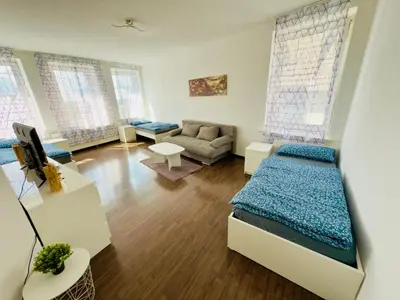 Ein Sitzbereich in der Unterkunft Evelins Haus Monteur und Familienwohnung