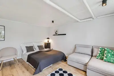 Ein Bett oder Betten in einem Zimmer der Unterkunft Gartenwohnung - NEU!In Remscheid - bei Köln