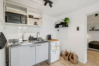Küche/Küchenzeile in der Unterkunft Gartenwohnung - NEU!In Remscheid - bei Köln