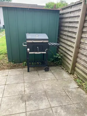 Grundriss der Unterkunft Gemütliches ganzes Apartment Küche Parkplatz Waschmaschine Kamin Terrasse Garten, Keine Ferienwohnung