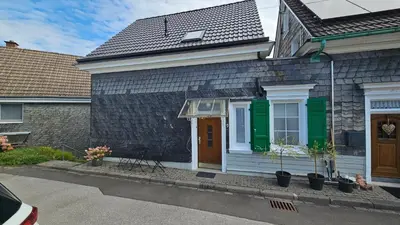 Das Gebäude in dem sich die Ferienwohnung befindet