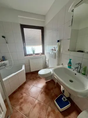 Ein Badezimmer in der Unterkunft Wohnung nahe dem Neandertal