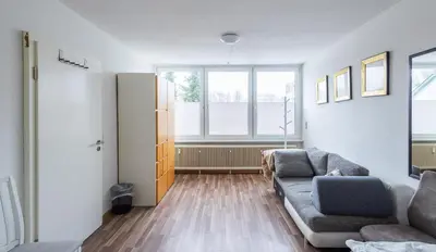 Ein Sitzbereich in der Unterkunft Geräumige Monteurwohnung in Ratingen mit WLAN und Parkplatz