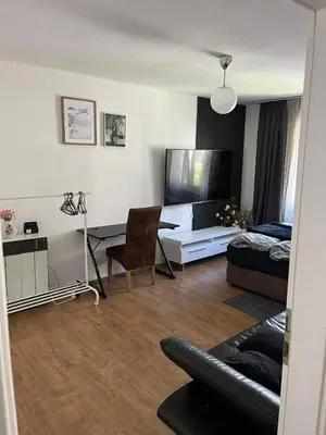 TV/Unterhaltungsangebot in der Unterkunft Barmen Stilvolle Wohnung