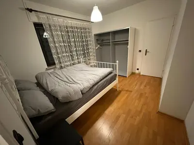 Ein Bett oder Betten in einem Zimmer der Unterkunft Sleep & Parking am Airport