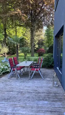 Ein Garten an der Unterkunft FeWo im Vest