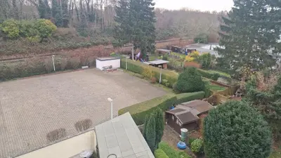 Ein Garten an der Unterkunft Meribu R65 Wohnung für Monteure und Arbeiter