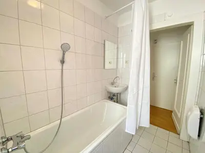 Ein Badezimmer in der Unterkunft Meribu B45 Wohnung für Monteure und Arbeiter