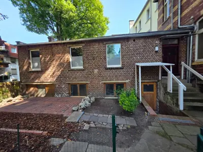 Das Gebäude in dem sich die Ferienwohnung befindet