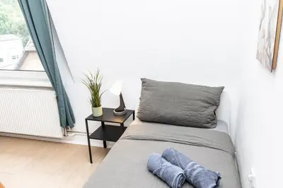 Ein Sitzbereich in der Unterkunft CosyHomes24 - Spacious with TOP traffic connection - UN02b
