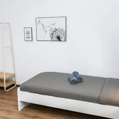 CosyHomes24 - Spacious with TOP traffic connection - UN02b