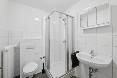 Ein Badezimmer in der Unterkunft Lüdenscheid Stay- Moderne Monteurzimmer