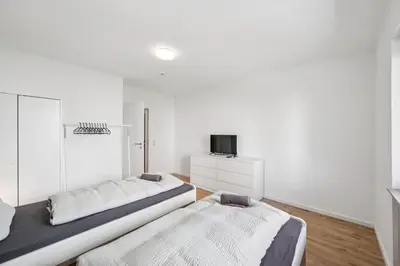 TV/Unterhaltungsangebot in der Unterkunft Lüdenscheid Stay- Moderne Monteurzimmer