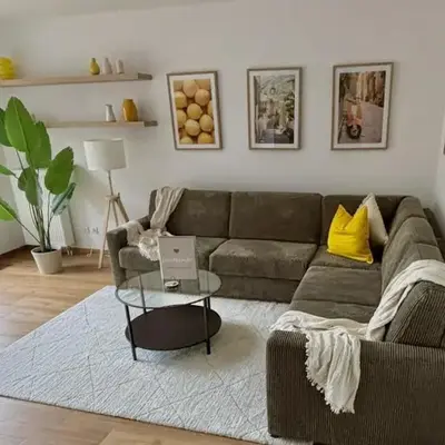 Neu renoviertes Apartment mit 2 Schlafzimmern