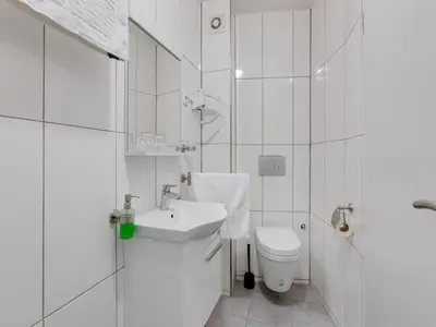 Ein Badezimmer in der Unterkunft Oberhausen Urban Retreat