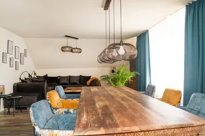 Ein Sitzbereich in der Unterkunft Ferienwohnung Chris